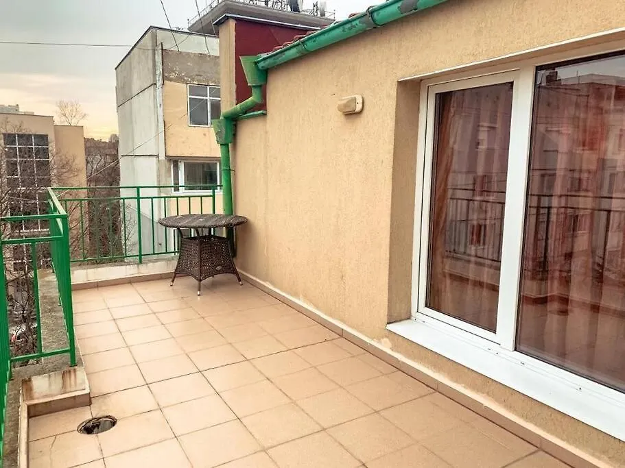 Aпартамент В Близост До Морето И Центъра Burgas Apartment
